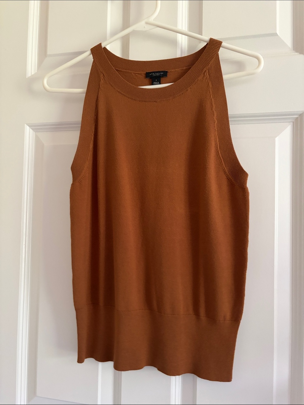 Ann Taylor Sleeveless Knit Tank Top in Copper
